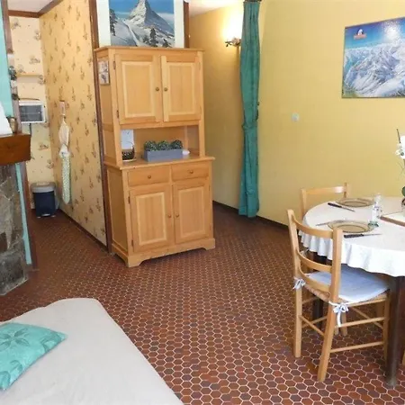 Cosy 4 Pers, St Lary Soulan, Pied Des Pistes, Parking, Tv, Kitchenette Equipee - Fr-1-457-324