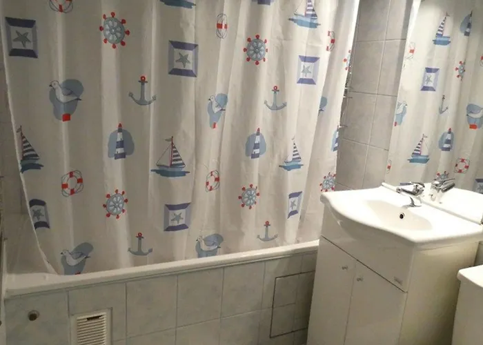 Διαμέρισμα Cosy 4 Pers, St Lary Soulan, Pied Des Pistes, Parking, Tv, Kitchenette Equipee - Fr-1-457-324