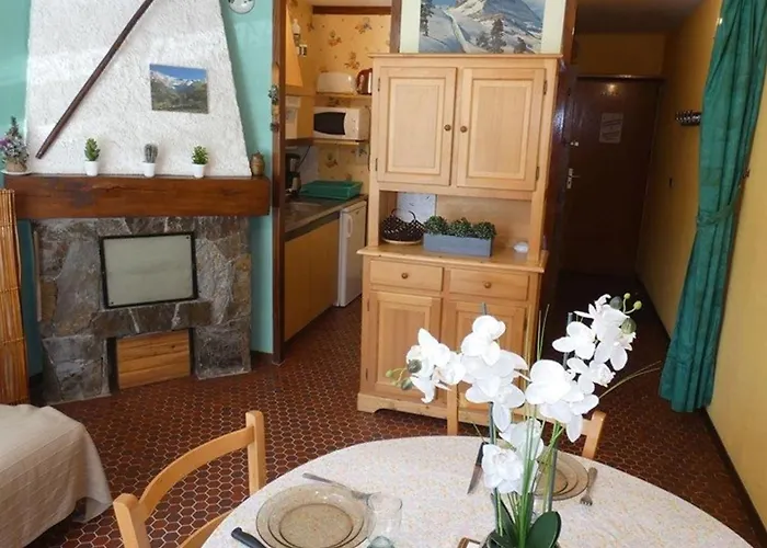 Cosy 4 Pers, St Lary Soulan, Pied Des Pistes, Parking, Tv, Kitchenette Equipee - Fr-1-457-324